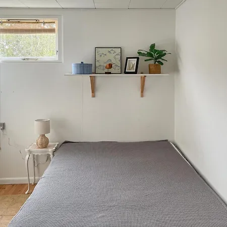 2 Bedroom Lovely In Prázdninový dům